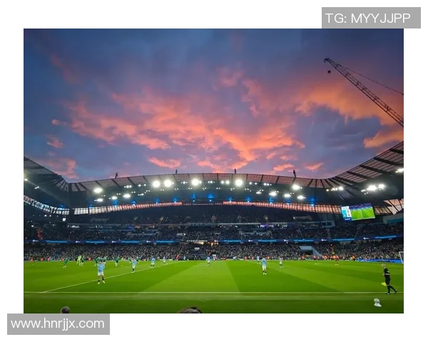 足球明星骑行挑战:速度与激情的完美碰撞,球场之外的精彩冒险